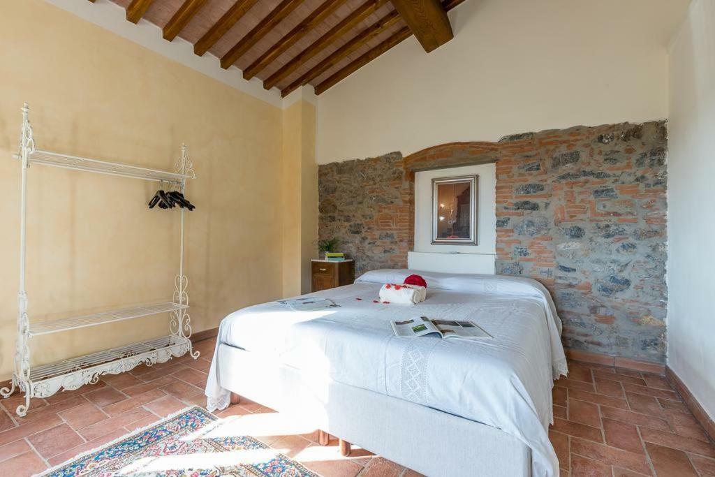 Relais Del Lago E Relais Del Monte Filettole Buitenkant foto